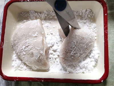 はさみで6等分に切る