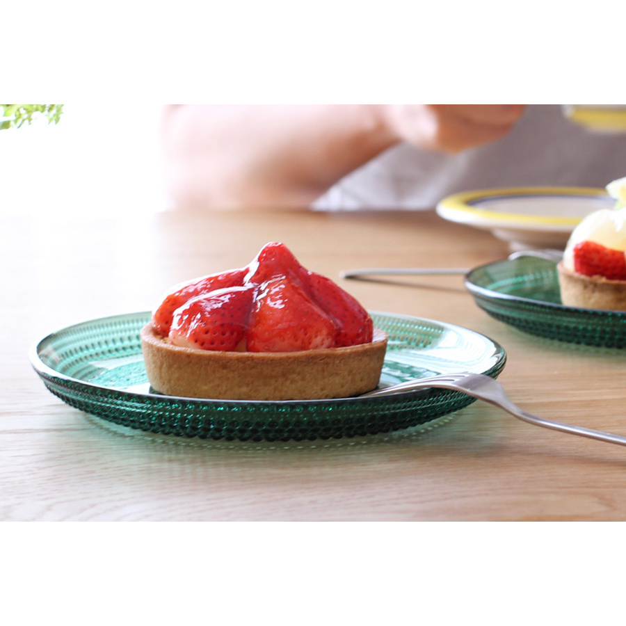 【取扱終了0413】【限定】イッタラ　カステヘルミ　プレート　17cm エメラルド　/　iittala　Kastehelmi