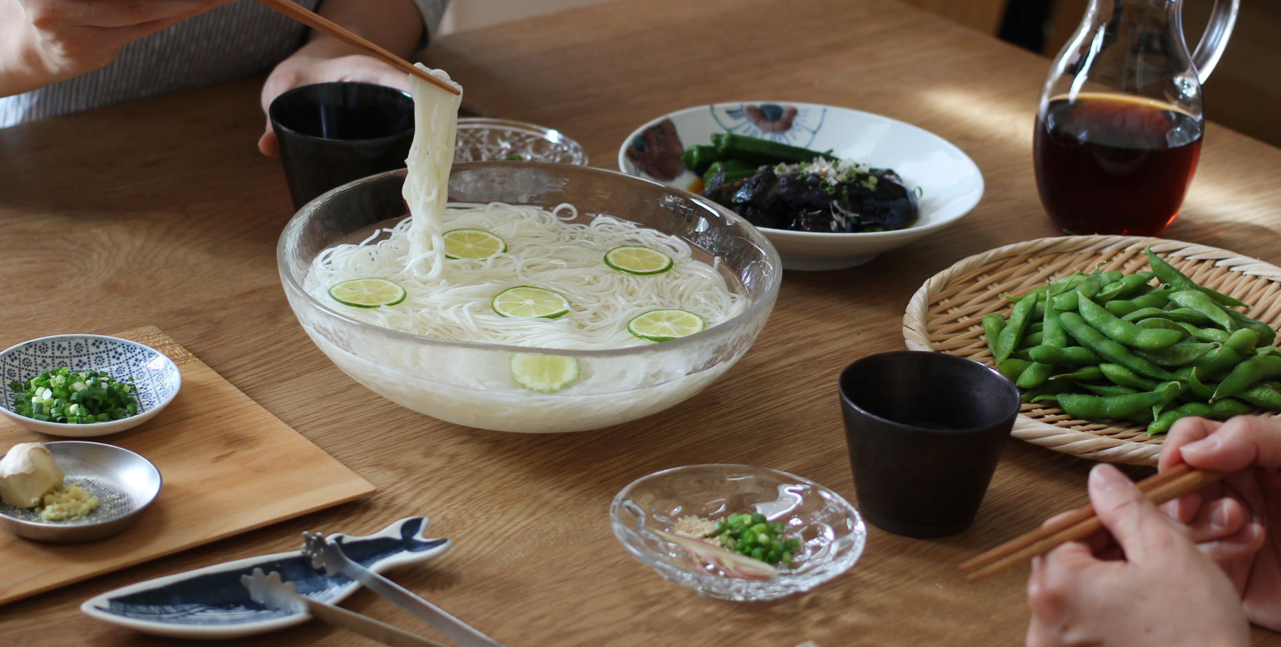 夏の食卓　そうめんの器