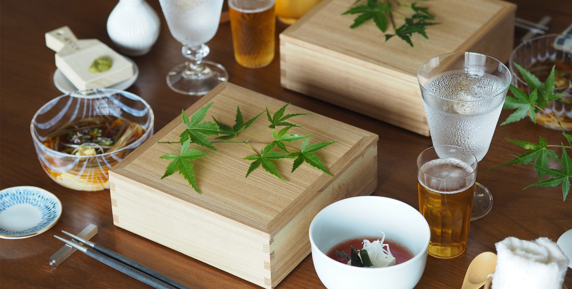 夏のお重　ひとり一段のテーブルコーデ