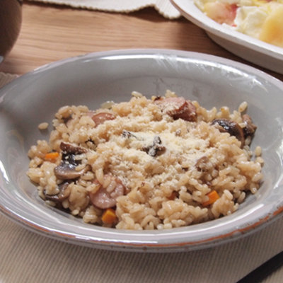 器に盛って、お好みで粉チーズをかけて召し上がれ～♪