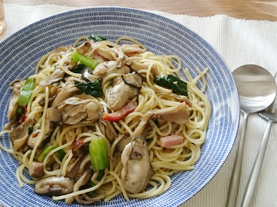 ロッジで作るアヒージョからパスタ