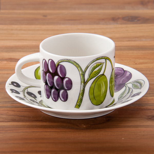 ■アラビア　パープル　パラティッシ　ティーカップ＆ソーサー　/　ARABIA　Paratiisi　※