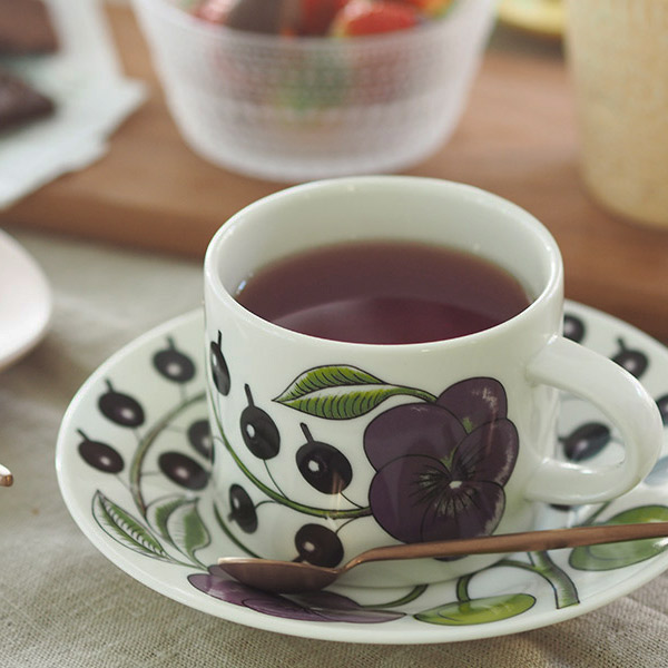 ■アラビア　パープル　パラティッシ　ティーカップ＆ソーサー　/　ARABIA　Paratiisi　※