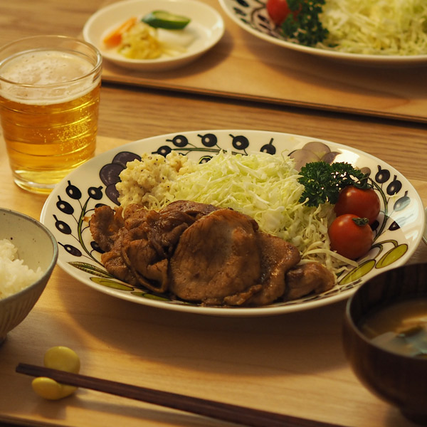 アラビア　パープル　パラティッシ　オーバルプレート　22×25cm　/　ARABIA　Paratiisi　※