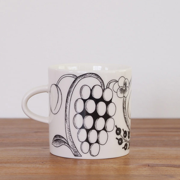 アラビア　ブラック　パラティッシ　マグ　240ml　/　ARABIA　Paratiisi　※