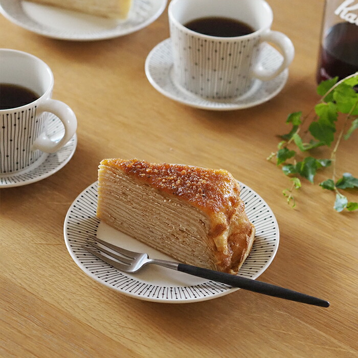 アラビア　マイニオ・サラストゥス　プレート　15cm　/　ARABIA　Mainio　Sarastus