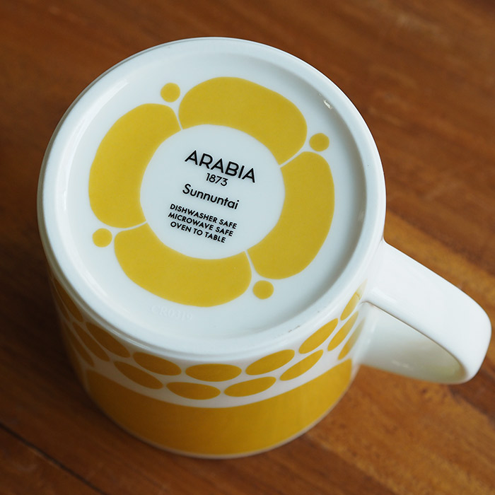 アラビア　スンヌンタイ　マグ　350ml　/　ARABIA　Sunnuntai