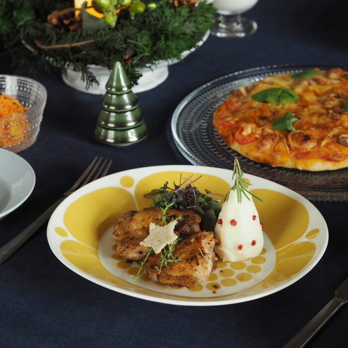 アラビア　スンヌンタイ　オーバルプレート　22×25cm　/　ARABIA　Sunnuntai