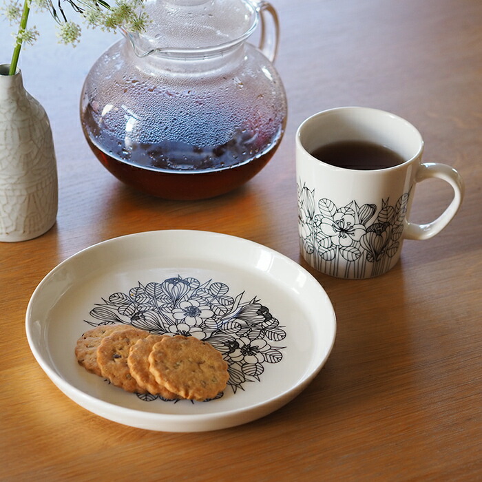 アラビア　クロッカス　プレート　19cm　ブラック　/　ARABIA　Krokus