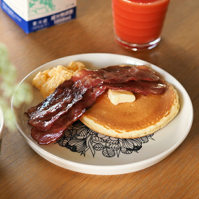 アラビア　クロッカス　プレート　19cm　ブラック　/　ARABIA　Krokus