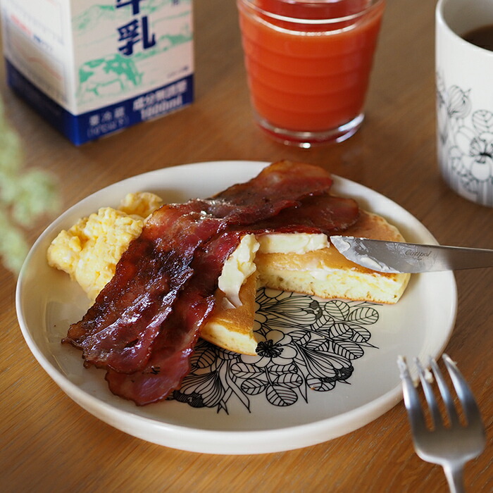 アラビア　クロッカス　プレート　19cm　ブラック　/　ARABIA　Krokus