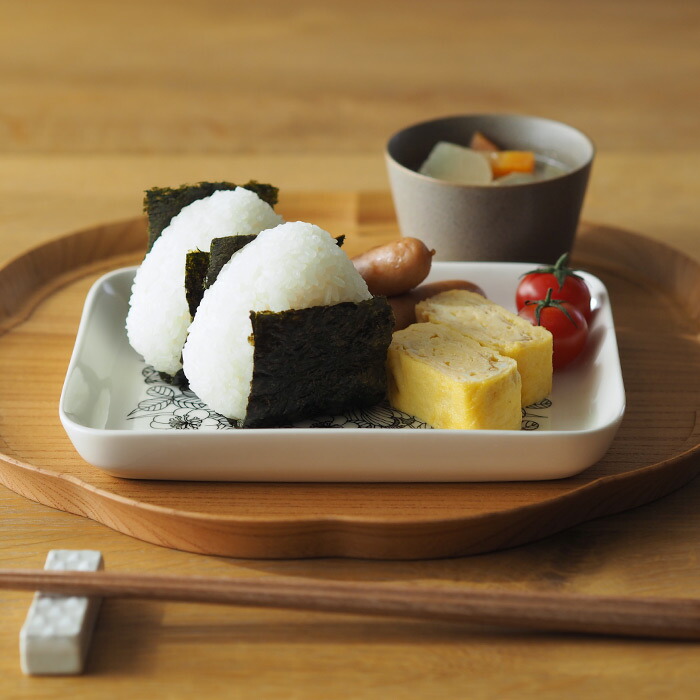 アラビア　クロッカス　プレート　15x19cm　ブラック　/　ARABIA　Krokus