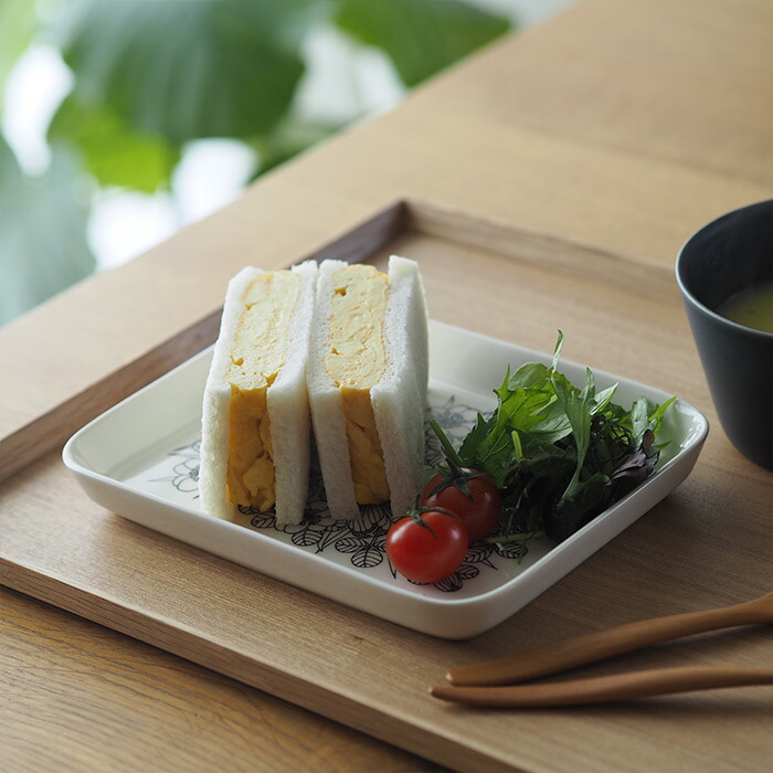 アラビア　クロッカス　プレート　15x19cm　ブラック　/　ARABIA　Krokus