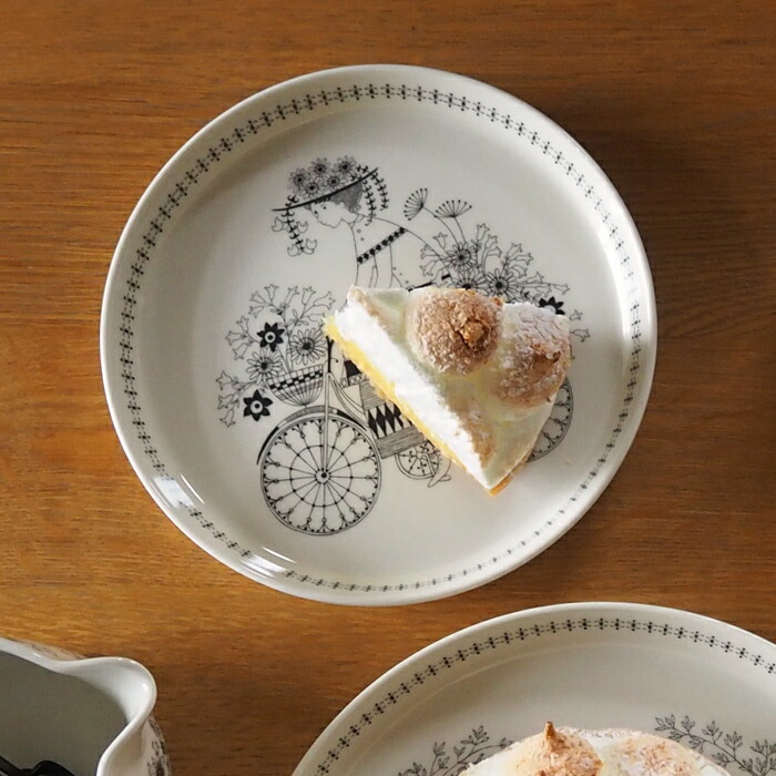 アラビア　エミリア　プレート　19cm　/　ARABIA　Emilia