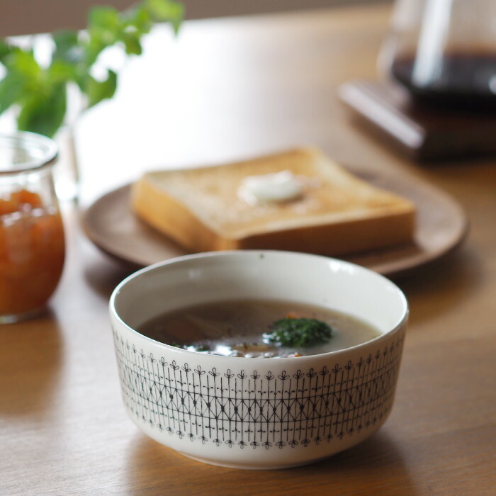 アラビア　エミリア　ボウル　13cm　/　ARABIA　Emilia