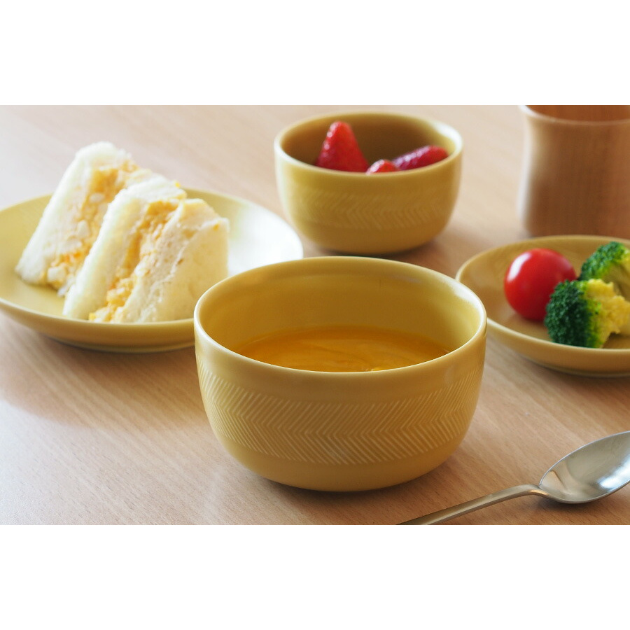 バーズワーズ　テーブルトップ　ボウル　M　イエロー　/　BIRDS'　WORDS　TABLETOP　※