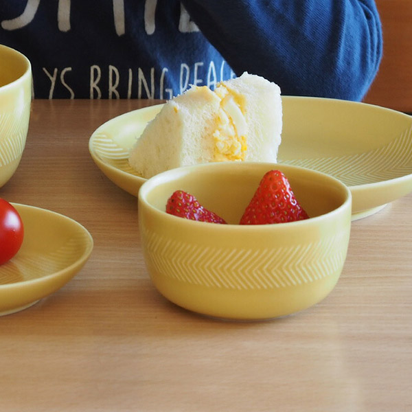 バーズワーズ　テーブルトップ　ボウル　S　イエロー　/　BIRDS'　WORDS　TABLETOP　※