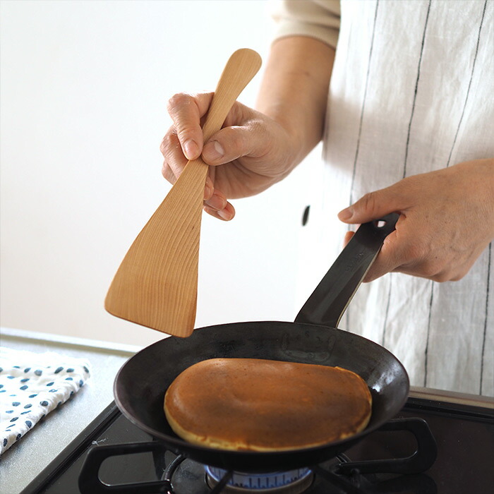 【右利き用】クラフト工房・木奏　ホットケーキヘラ　小