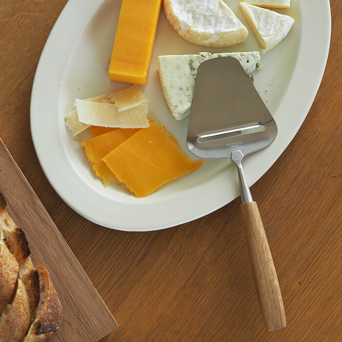 サンク　ビョークルン　チーズスライサー　オーク　/　CINQ