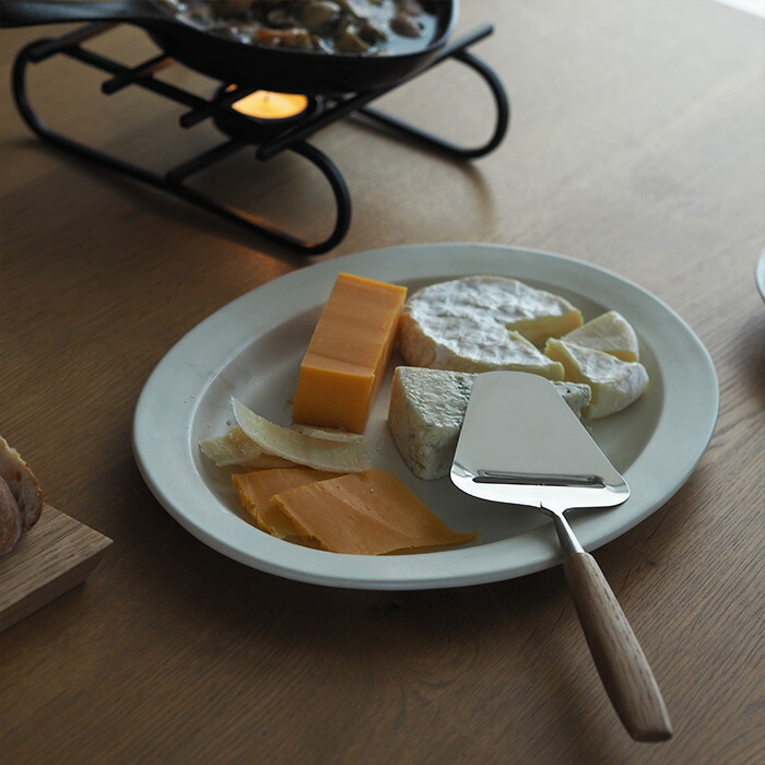 サンク　ビョークルン　チーズスライサー　オーク　/　CINQ