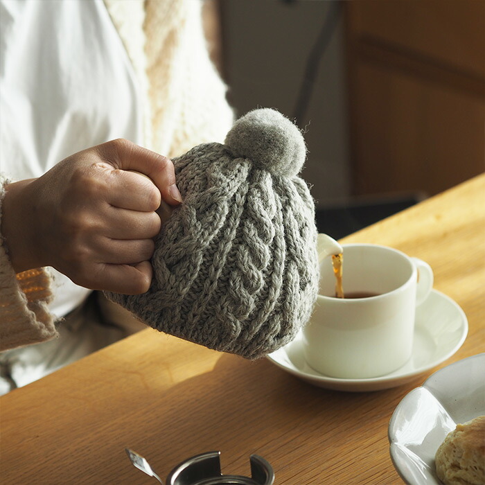 サンク　ハイランド2000　ケーブル編みティーコージー　2カップ用　ライトグレー　/　CINQ