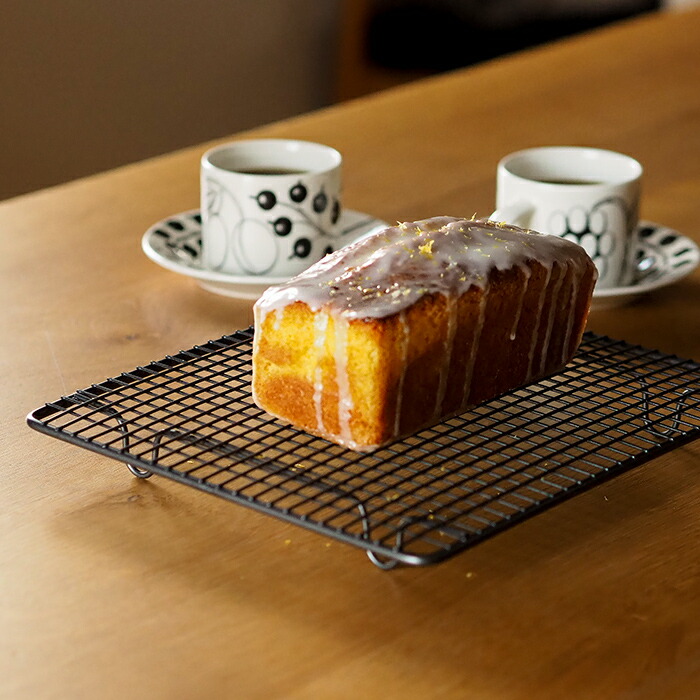 サンク　イギリスのケーキクーラー　/　CINQ