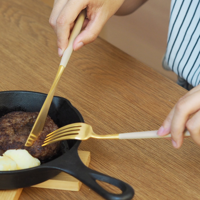 【正規品】クチポール　ゴア・アイボリー　ゴールド　ディナーナイフ　/　Cutipol　GOA-Ivory　□