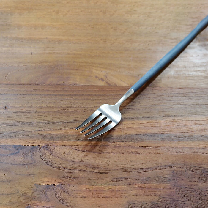 【正規品】クチポール　ゴア・ブルー　シルバー　デザートフォーク　/　Cutipol　GOA-Blue