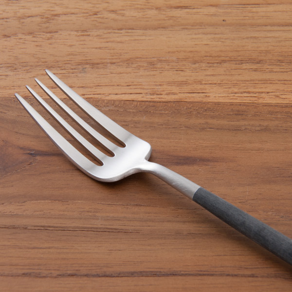 【正規品】クチポール　ゴア・ブラック　シルバー　デザートフォーク　/　Cutipol　GOA