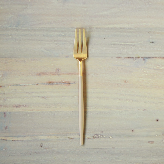 【正規品】クチポール　ゴア・アイボリー　ゴールド　ペストリーフォーク　/　Cutipol　GOA-Ivory