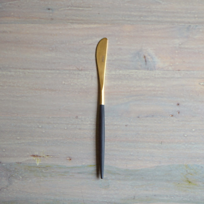 【正規品】クチポール　ミオ・ブラック　ゴールド　デザートナイフ　/　Cutipol　MIO-Black