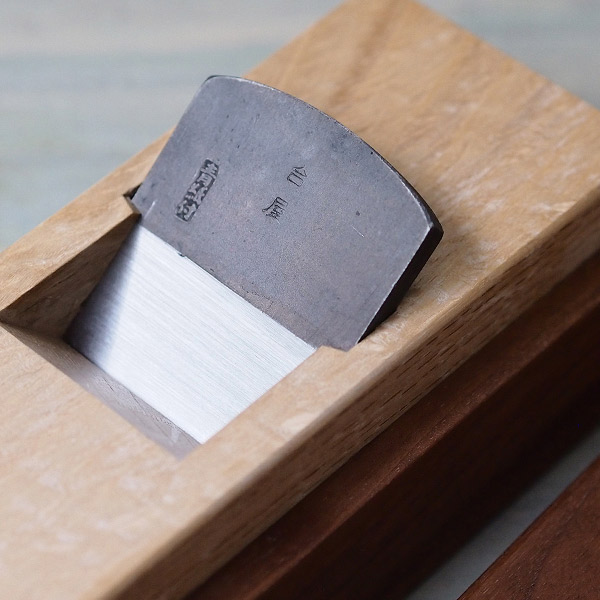 台屋の鰹節削り器　別注青紙×ウォルナット