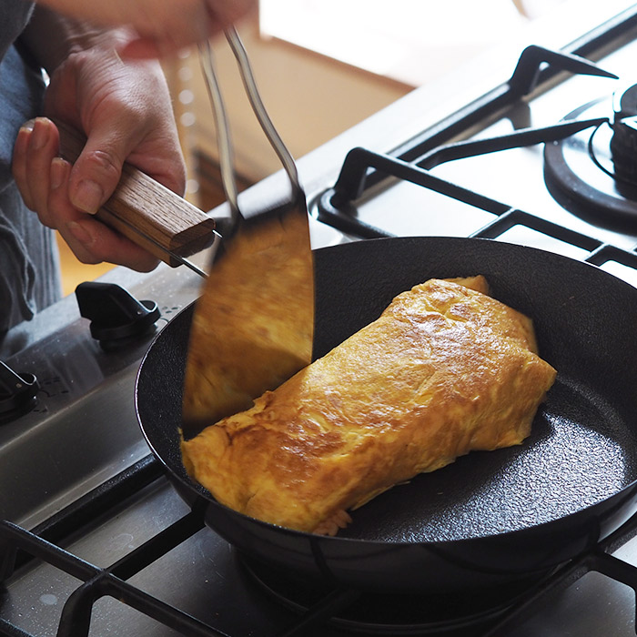 【こべらプレゼント】アンバイ　玉子焼　オムレツパン　240　/　ambai【スタッフが選ぶ鉄フライパンおすすめ5選！】