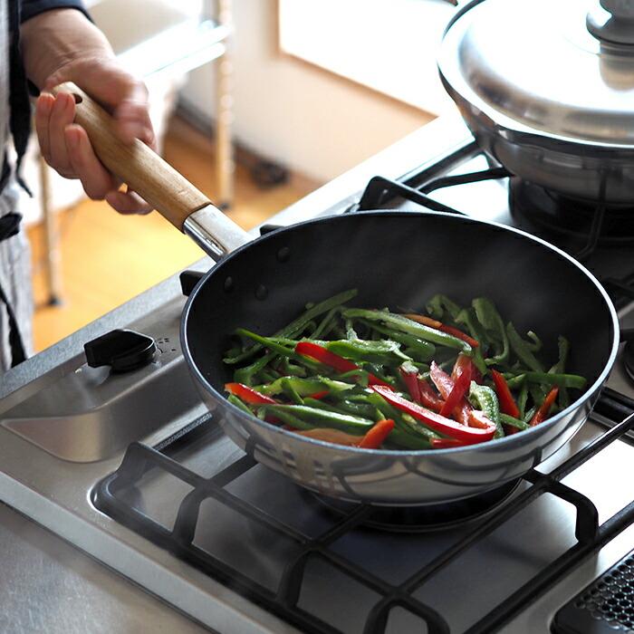 アンバイ　フライパン26cm　/　ambai