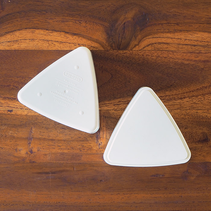 ジェルクール　triangle　おにぎりケース　ミルクホワイト　/　GEL-COOL