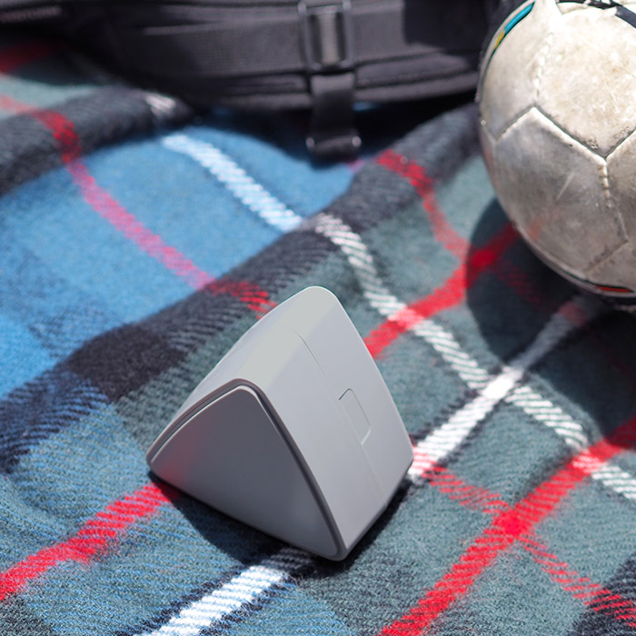 ジェルクール　triangle　おにぎりケース　オイスターグレー　/　GEL-COOL