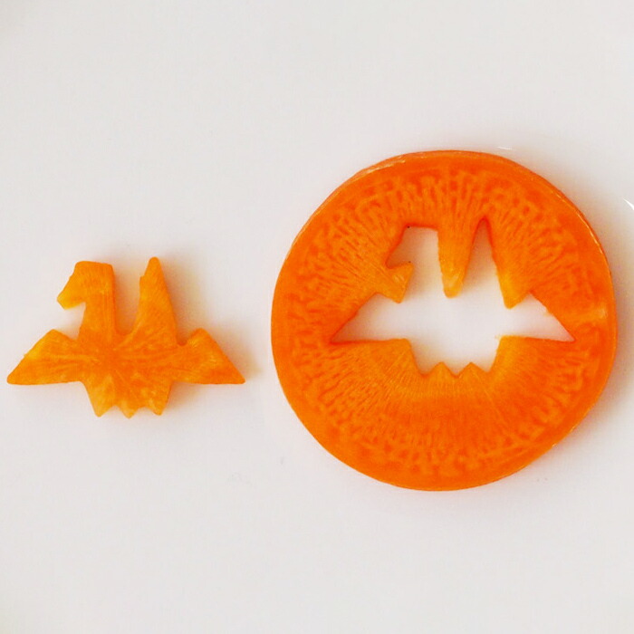 抜き型　折り鶴　中