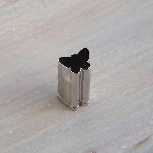 抜き型　蝶　小小