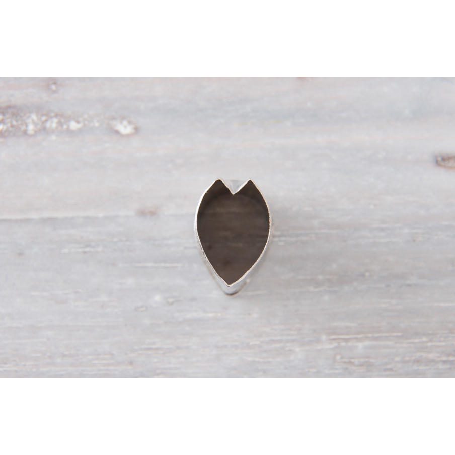 抜き型　花びら　大