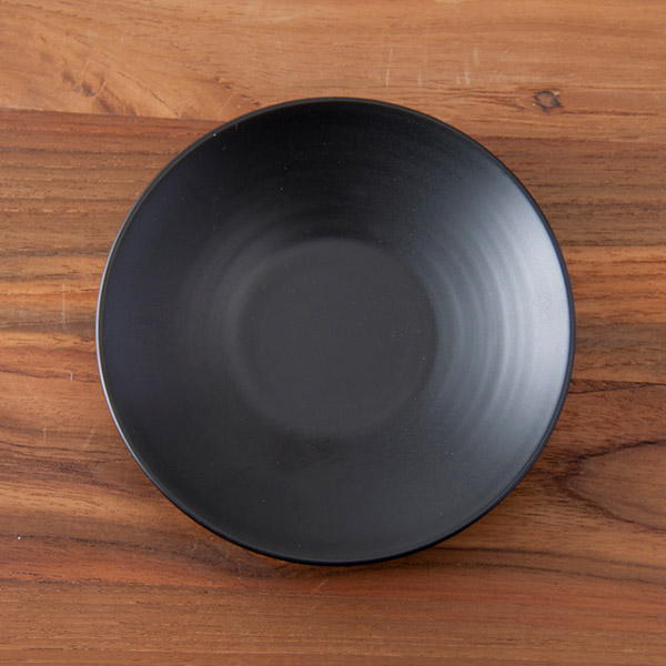 白山陶器　陶茶托　黒炭釉　/　HAKUSAN