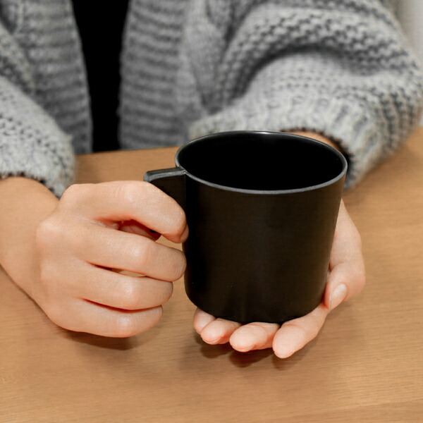 イデアコ　ウスモノ　カップ　ブラック　/　ideaco　※