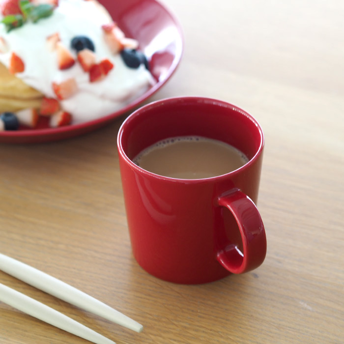 【取扱終了0119】【限定】イッタラ　ティーマ　マグカップ　0.3L　レッド　/　iittala　TEEMA　※