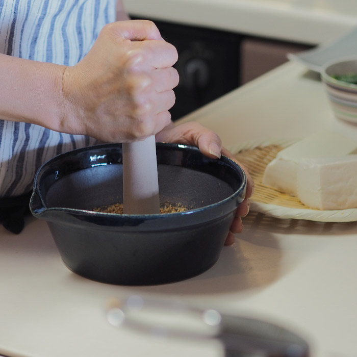 かもしか道具店　すりバチ　大　藍