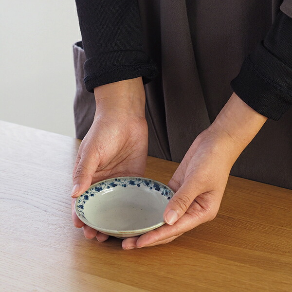 石井桃子　花唐草　3寸リム皿