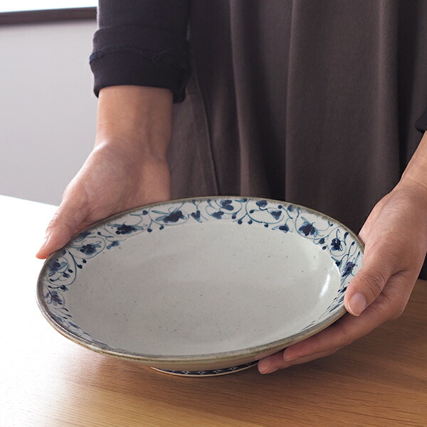 石井桃子　花唐草　7寸リム皿