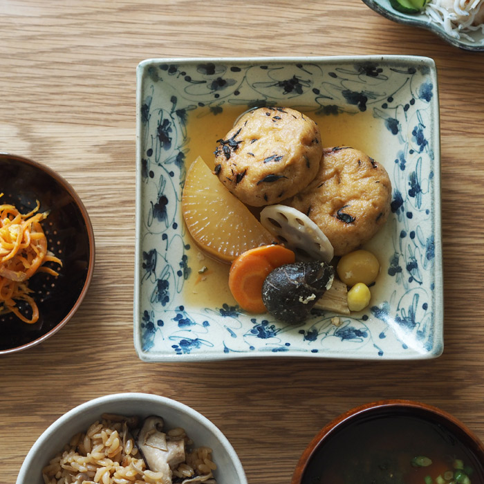 石井桃子　花唐草　角皿