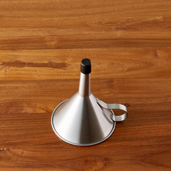 ヨナス　ステンレス　ロート　9cm　/　Jonas