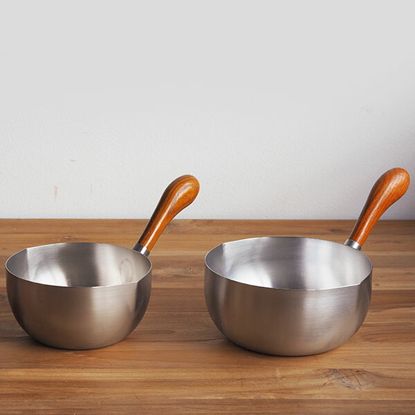 工房アイザワ　両口付ミルクパン　木柄　13cm