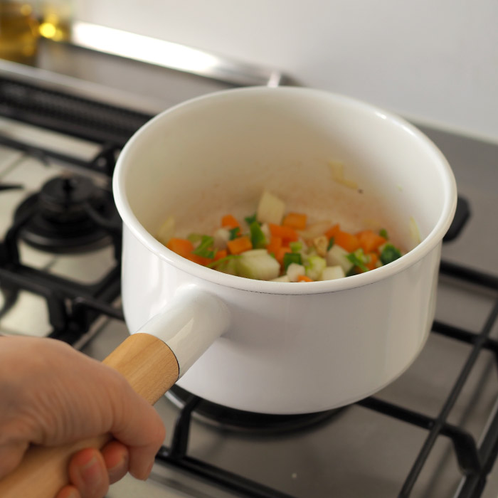 カイコ　片手鍋　/　kaico